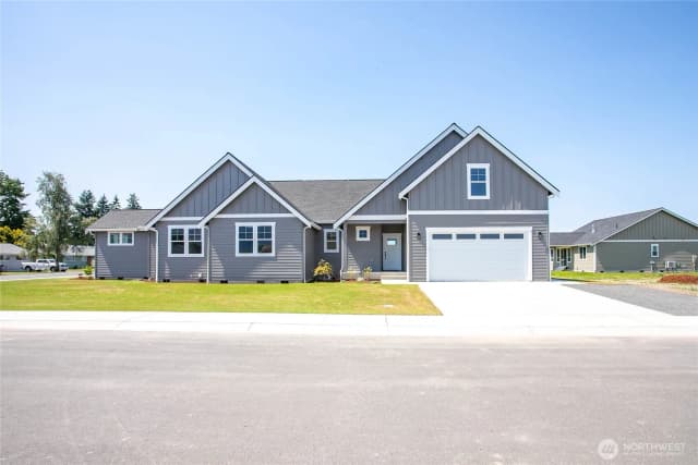 Property photo for 400 W 3rd Street #b, Everson