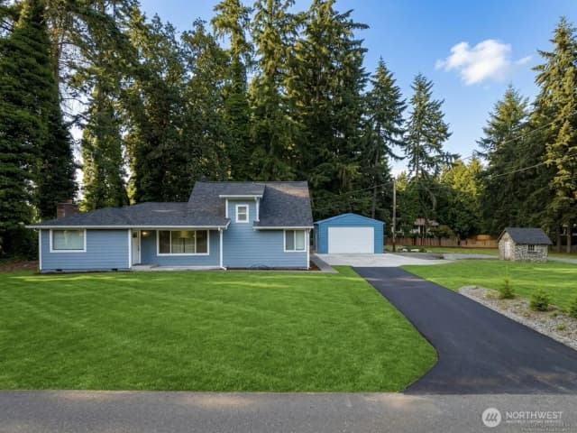Property photo for 15205 22 Avenue E, Tacoma