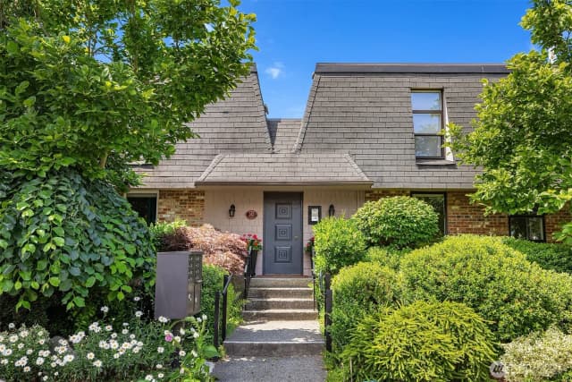 Property photo for 242 4th Avenue S #1, Edmonds