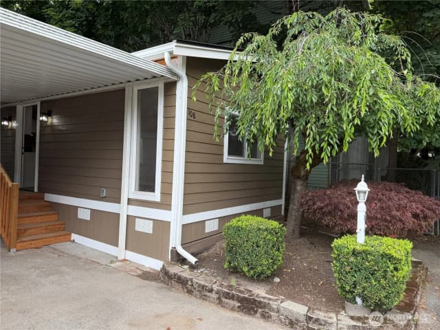 Property photo for 7301 Ne 175th Street #108, Kenmore