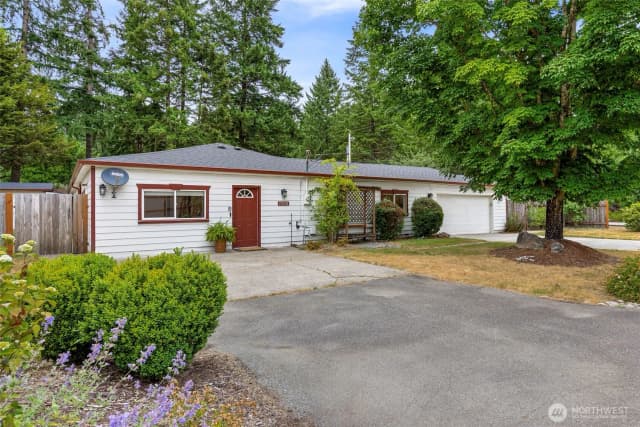 Property photo for 15420 Sidney Road Sw, Port Orchard