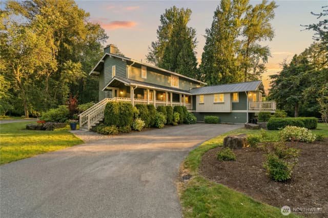 Property photo for 1171 Sycamore Drive Se, Issaquah, WA 98027