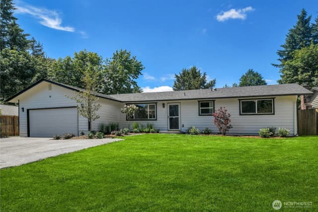 Property photo for 13020 Robinhood Lane, Snohomish