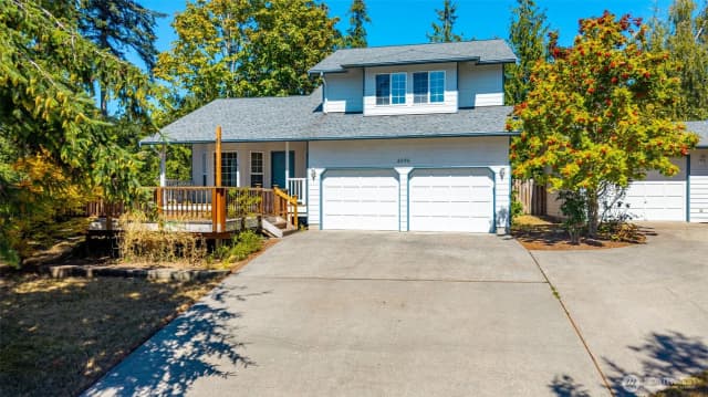 Property photo for 2090 Sw Putnam Drive, Oak Harbor