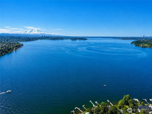 Property photo for 11324 83rd Place Ne, Kirkland