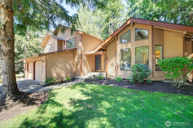Property photo for 22014 Ne 13th Place, Sammamish