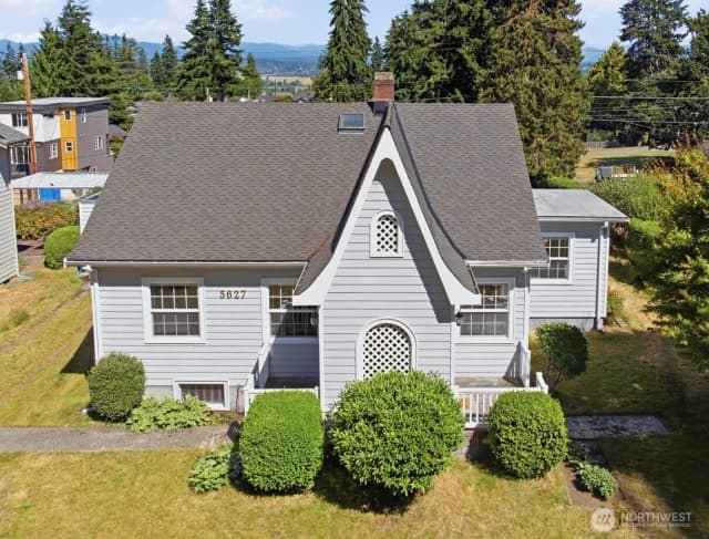 Property photo for 5627 Colby Avenue, Everett