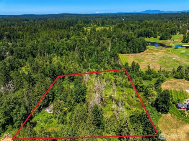 Property photo for 13522 198th Avenue Ne, Woodinville