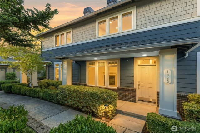 Property photo for 1885 11th Lane Ne #1308, Issaquah, WA 98029