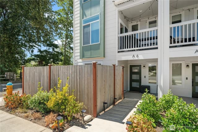 Property photo for 17002 13th Avenue W #a6, Lynnwood