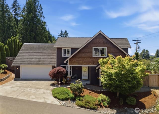 Property photo for 1601 Ne Sarai Court, Bremerton