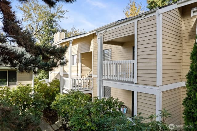 Property photo for 12840 Se 40th Court #c5, Bellevue