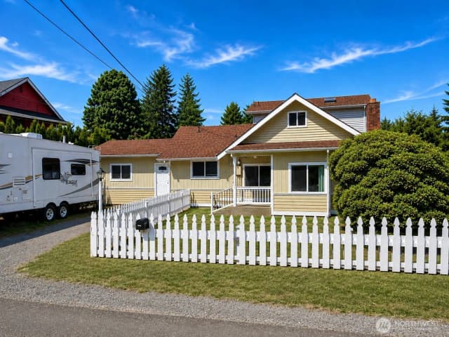 Property photo for 38200 Se 85th, Snoqualmie