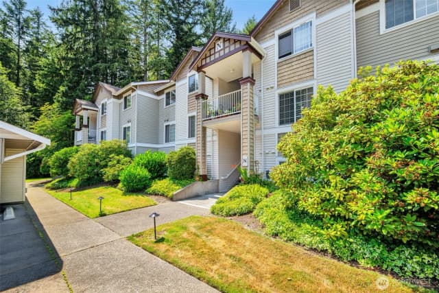 Property photo for 25235 Se Klahanie Boulevard #n102, Sammamish