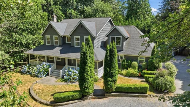 Property photo for 12217 Ne 100th Street, Kirkland