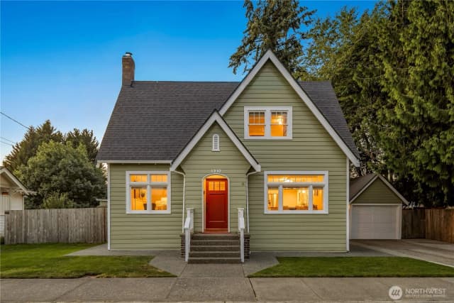 Property photo for 1210 N 2nd Street, Renton