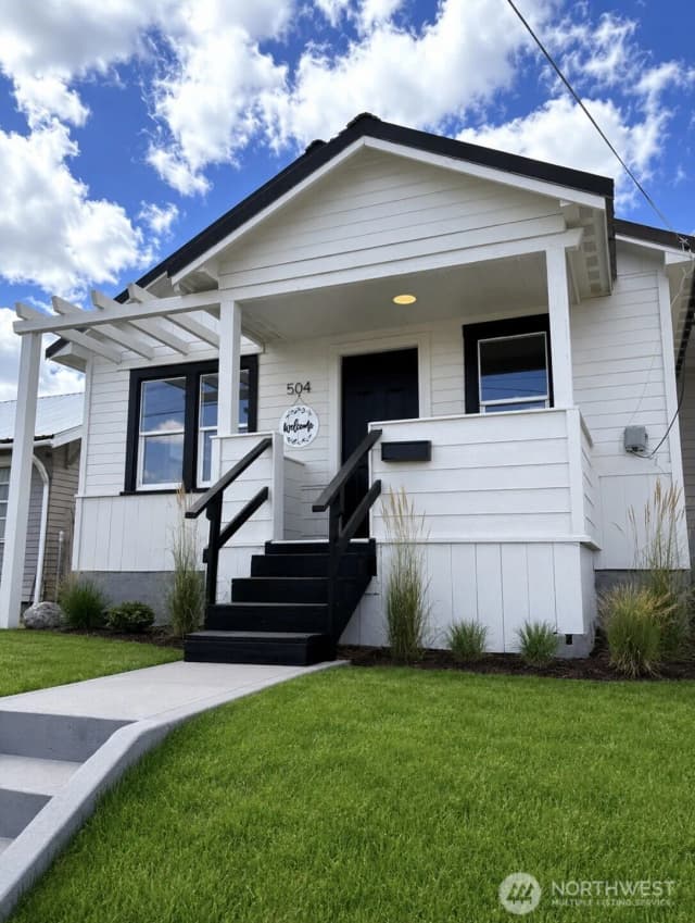 Property photo for 504 Methow Street, Wenatchee