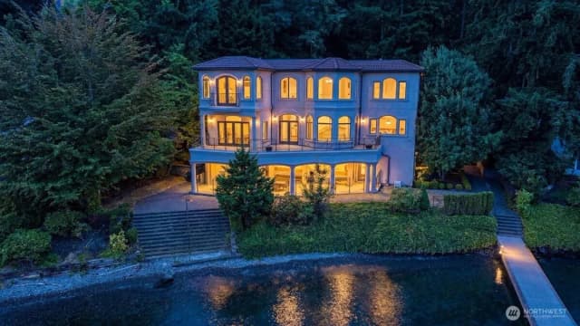 Property photo for 1465 Evergreen Point Road, Medina