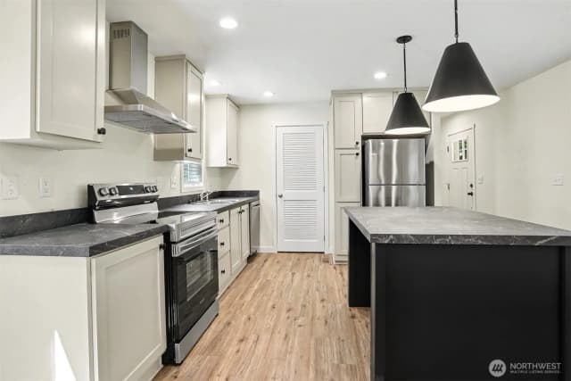 Property photo for 28454 168th Avenue Se #40, Kent