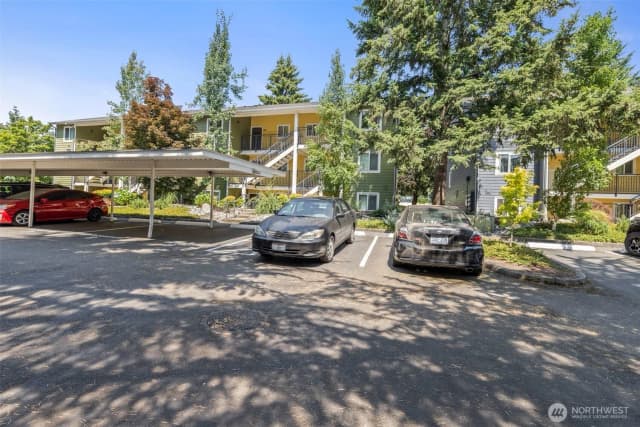 Property photo for 12511 Se 41st Place #a303, Bellevue