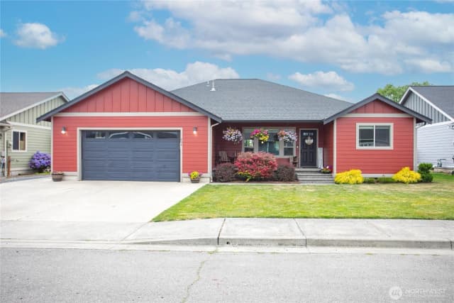 Property photo for 404 Amareen Court, Nooksack