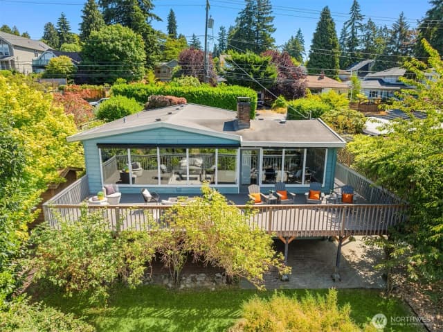 Property photo for 10737 3rd Avenue Nw, Seattle
