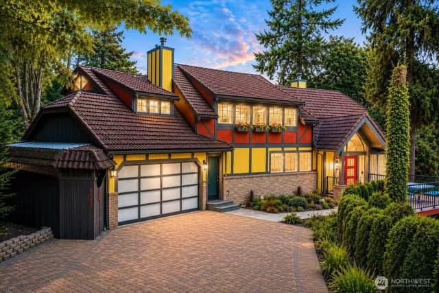 Property photo for 4739 Fernridge Lane, Mercer Island
