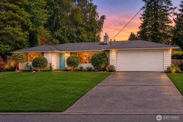Property photo for 16630 3rd Avenue S, Burien