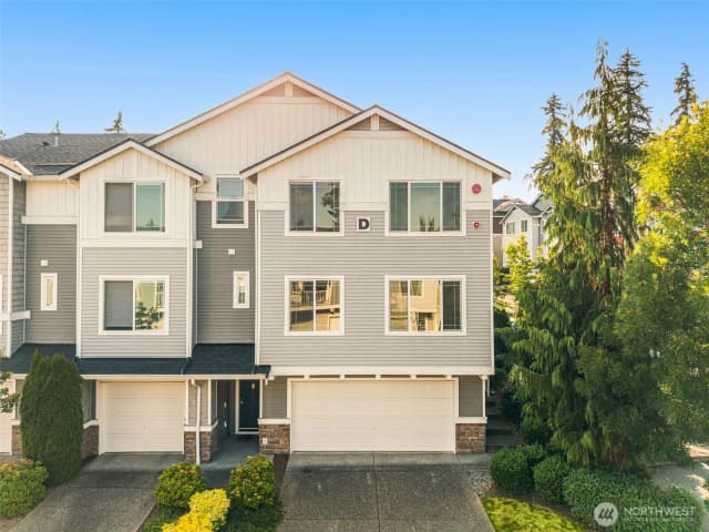 Property photo for 15720 Manor Way #d5, Lynnwood