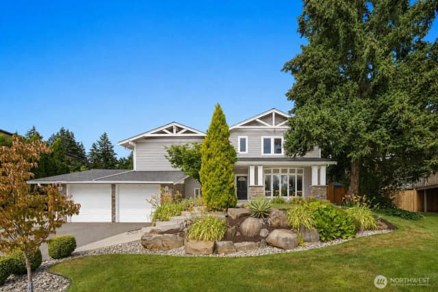 Property photo for 7523 141st Avenue Ne, Redmond, WA 98052