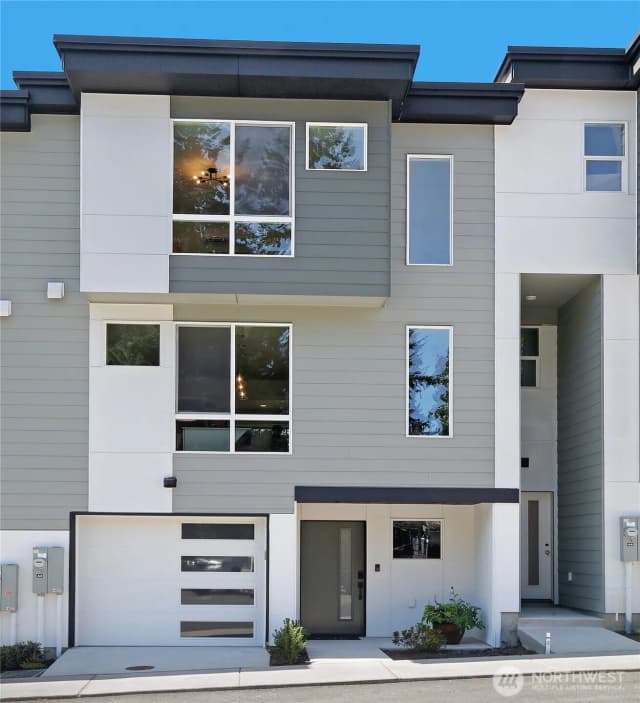 Property photo for 222 124th Street Sw #u2, Everett