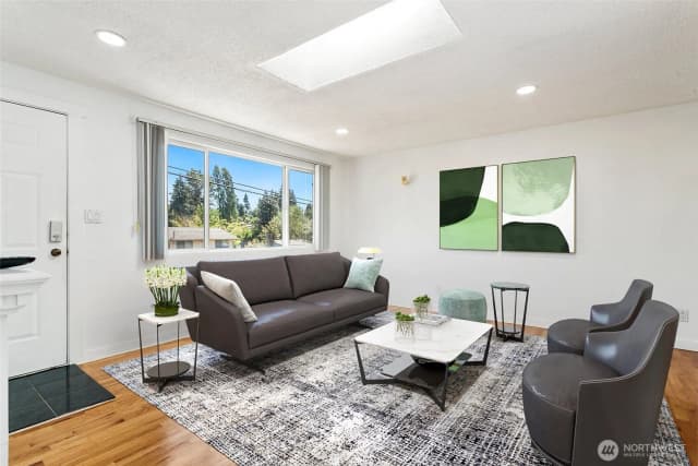 Property photo for 2434 Sw 328th Street, Federal Way