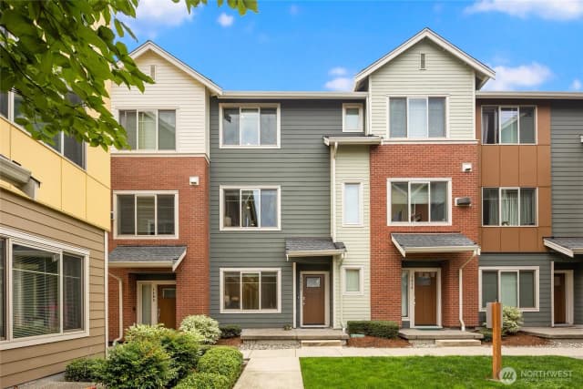 Property photo for 1412 157th Place Ne, Bellevue
