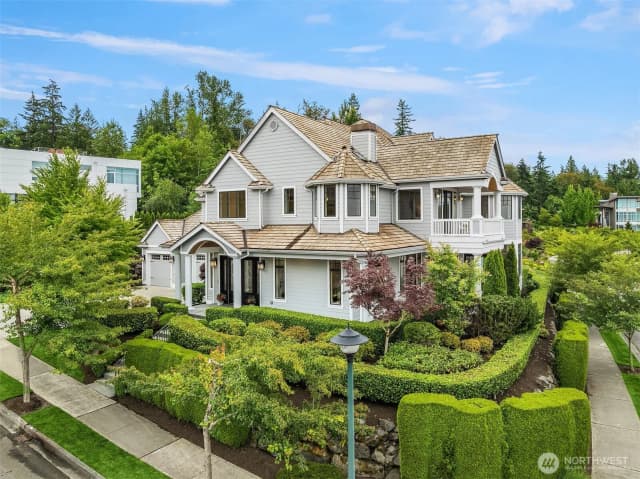 Property photo for 3489 Ne Harrison Street, Issaquah