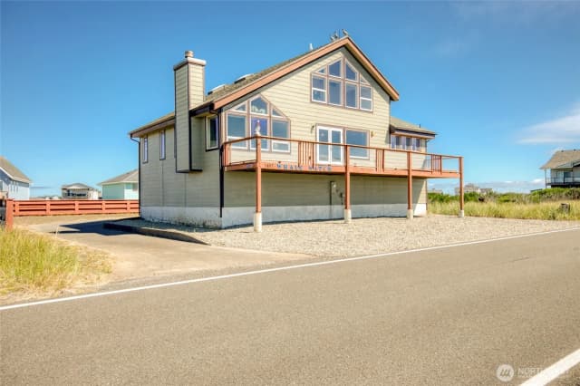 Property photo for 1497 E Ocean Shores Boulevard Sw, Ocean Shores
