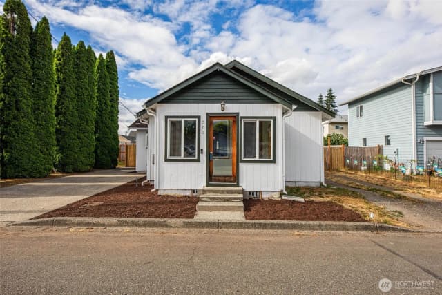 Property photo for 303 Fir Avenue, Sultan