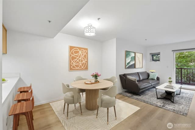 Property photo for 12345 Roosevelt Way Ne #306, Seattle