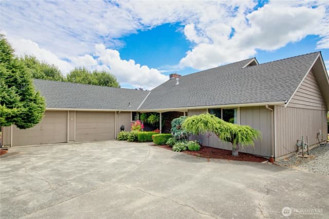 Property photo for 16958 Obstruction Drive, Burlington