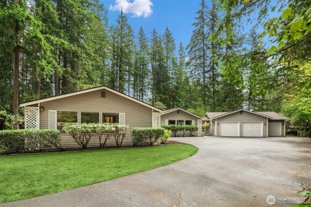 Property photo for 15955 Avondale Road Ne, Woodinville