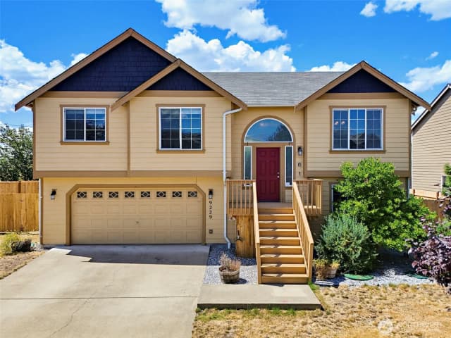 Property photo for 9229 Carys Street Se, Yelm