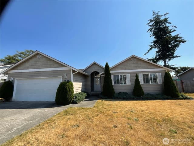 Property photo for 1382 Nw Kathleen Drive, Oak Harbor
