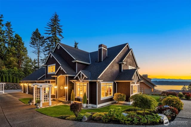 Property photo for 8421 Naketa Lane, Mukilteo