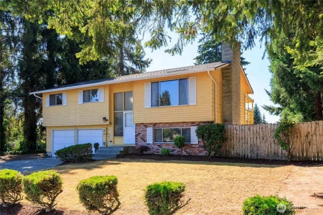 Property photo for 8926 Emerson Place, Everett