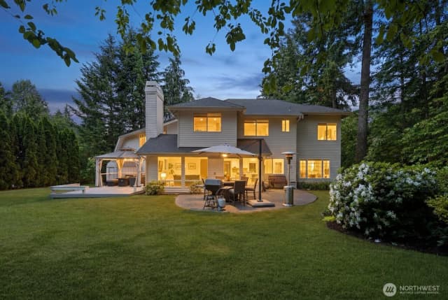 Property photo for 7700 234th Place Ne, Redmond, WA 98053