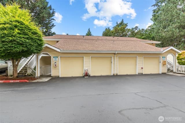 Property photo for 2560 118th Avenue Se #3-201, Bellevue
