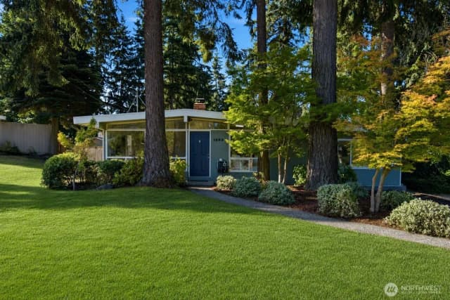 Property photo for 12039 Se 42nd St, Bellevue