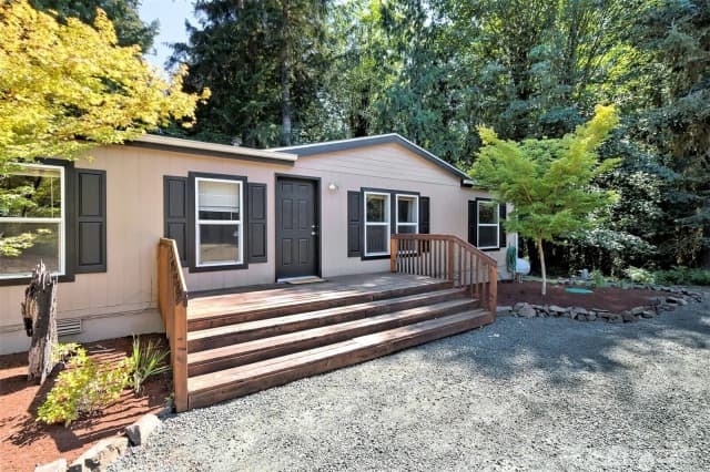 Property photo for 101 E Herron Place, Shelton