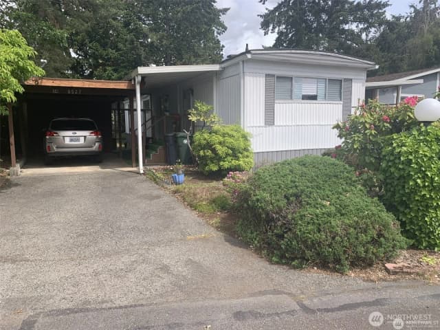 Property photo for 8527 31st Avenue S, Lakewood