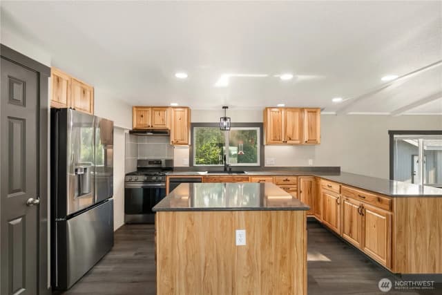 Property photo for 21610 145th Street E, Bonney Lake