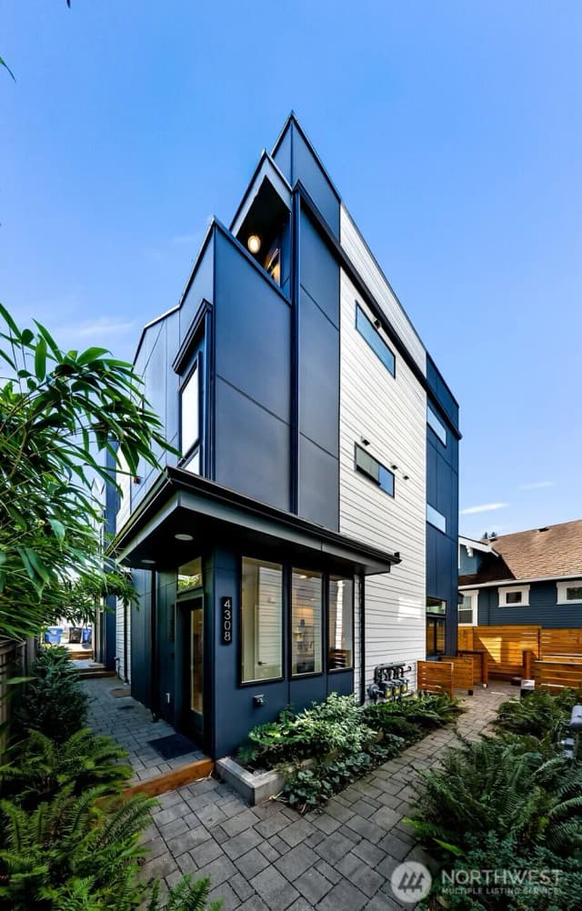 Property photo for 4308 Wallingford Avenue N #c, Seattle